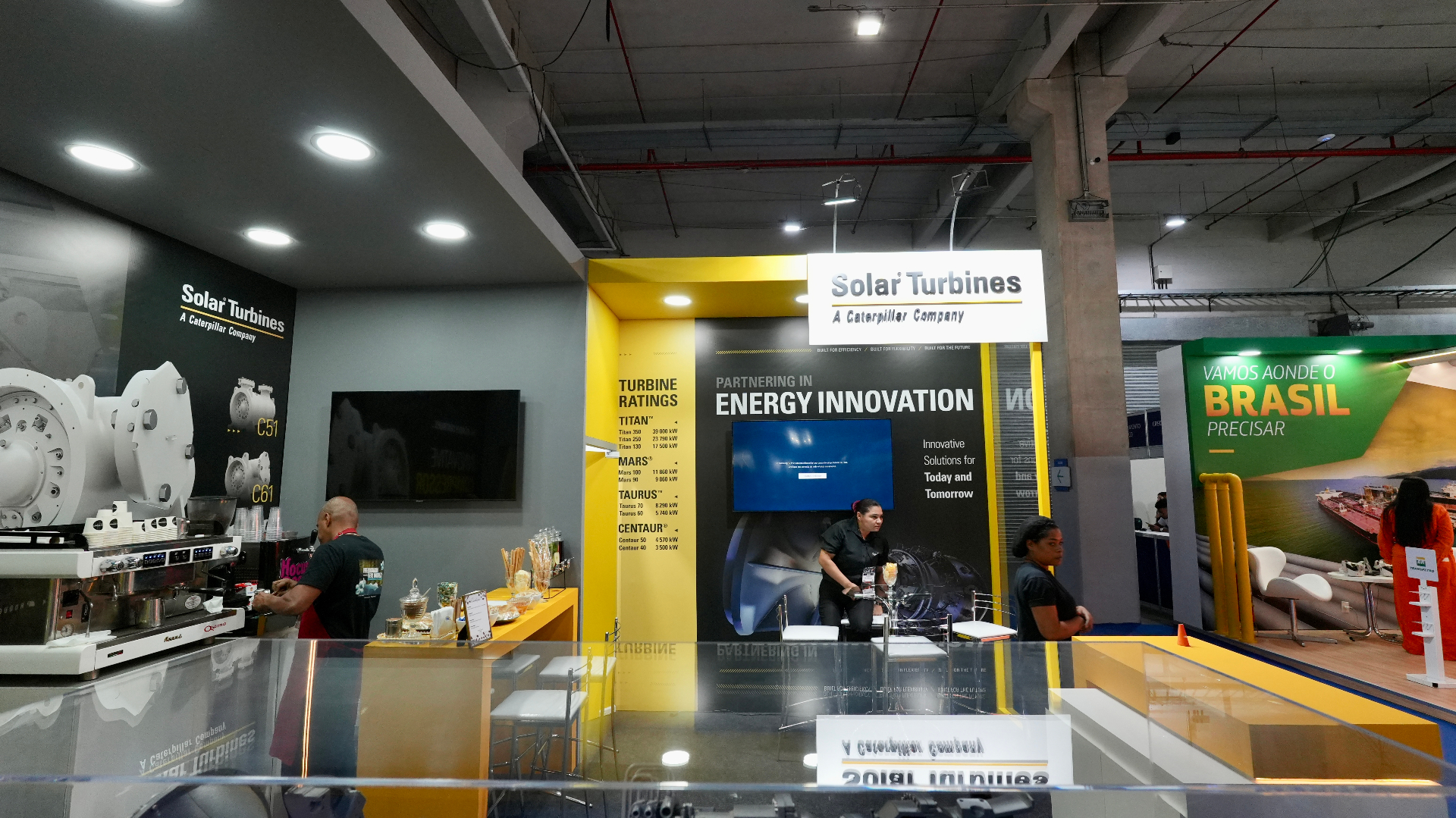 Stand Solar Turbines